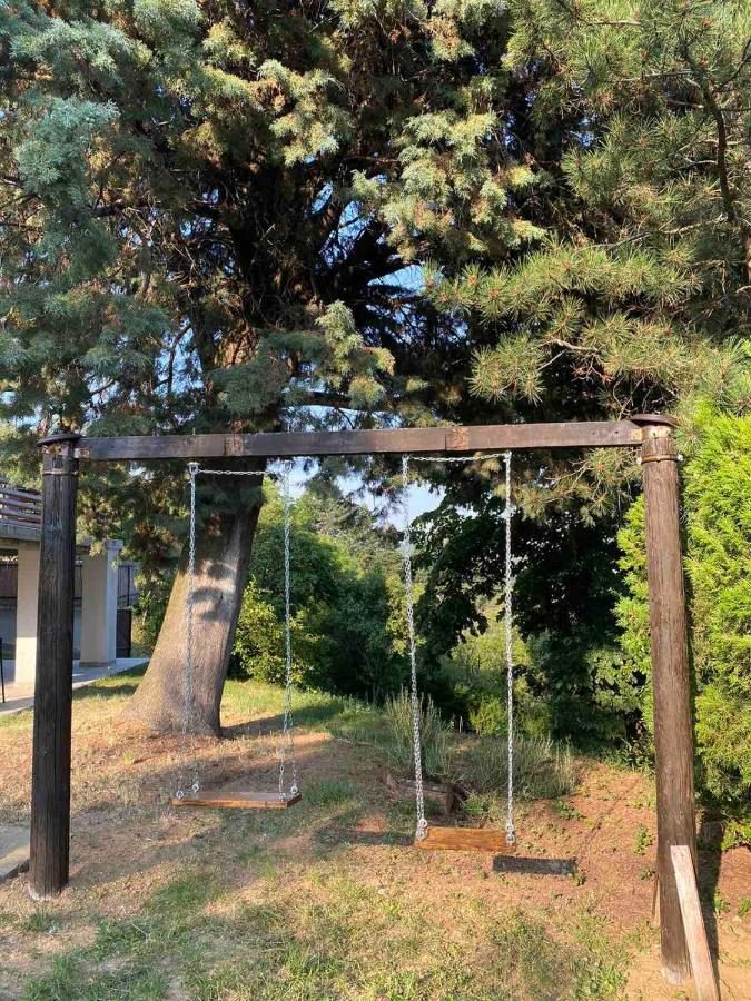 Milicin Konak Vrdnik Exteriör bild